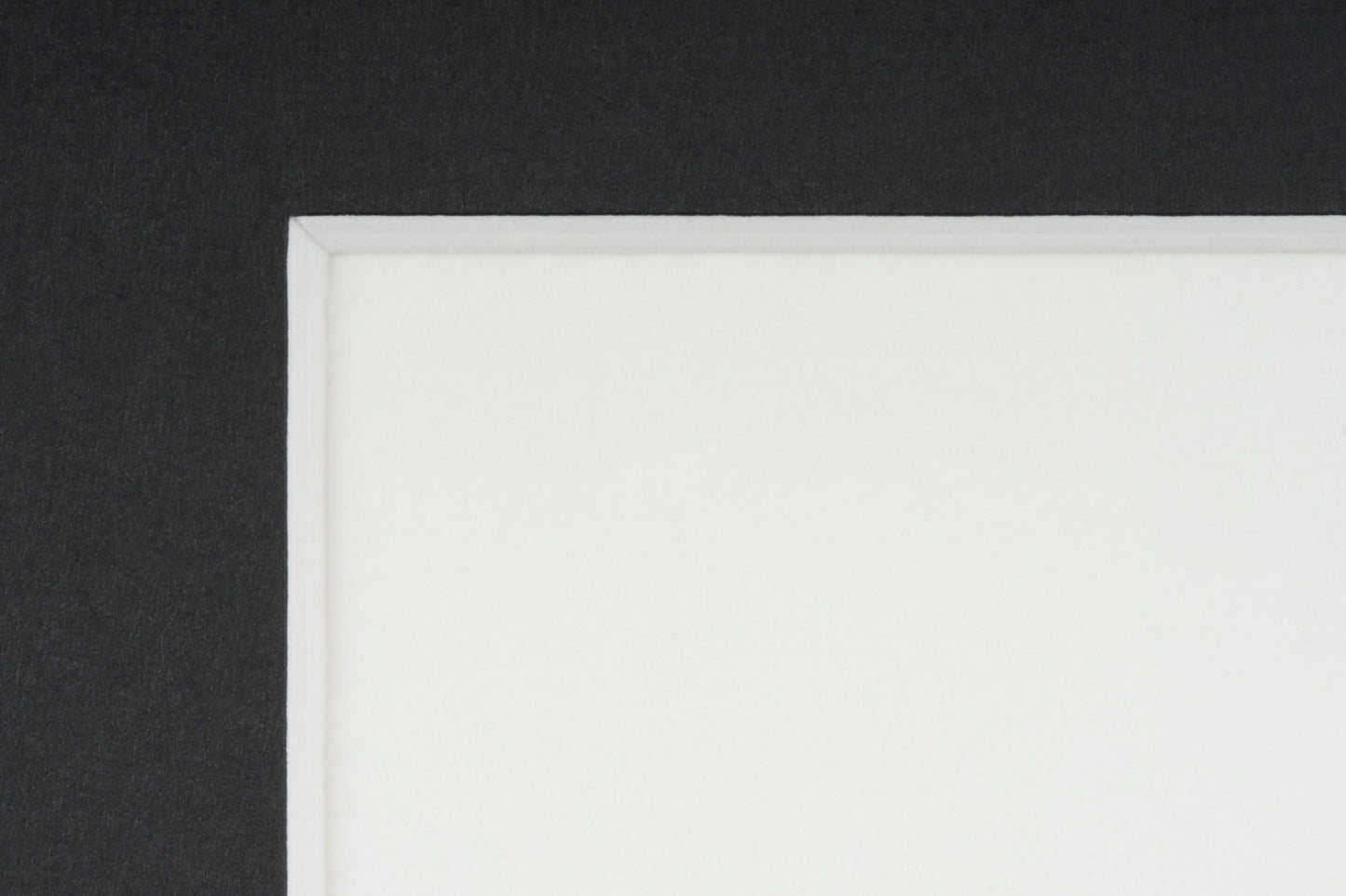 Black Pro Mat Edge